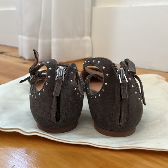 Halogen grey suede ballet flat. Size 9. - Picture 5 of 8